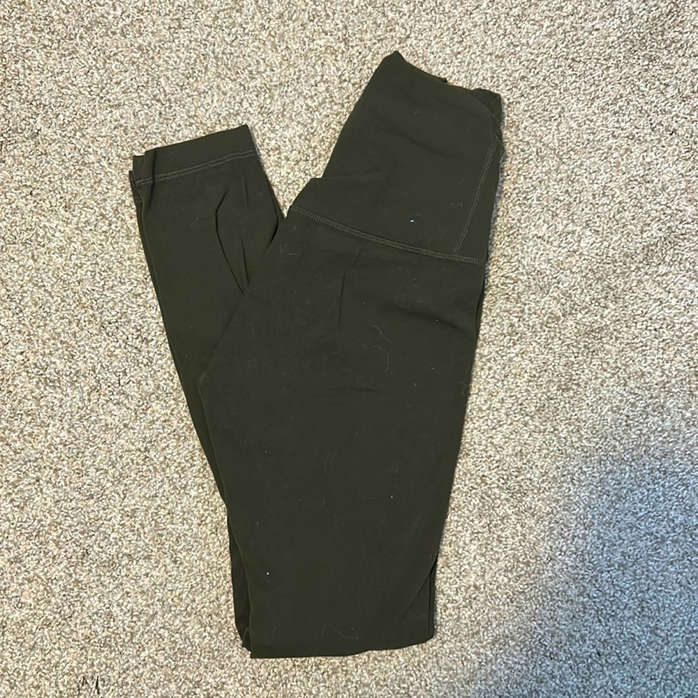 Army green Lululemon align leggings